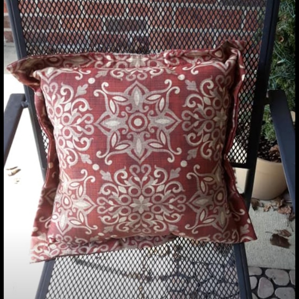 2 beautiful indoor/outdoor pillows